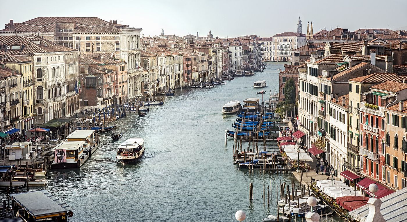 Grand Canal Boat Tour