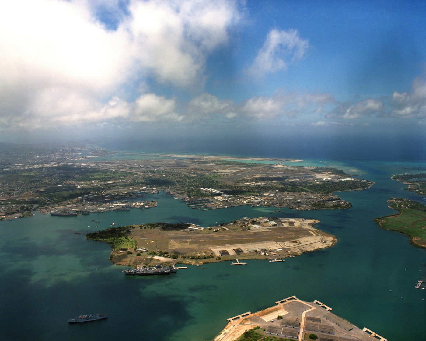 Pearl Harbor Historic Sites Tour