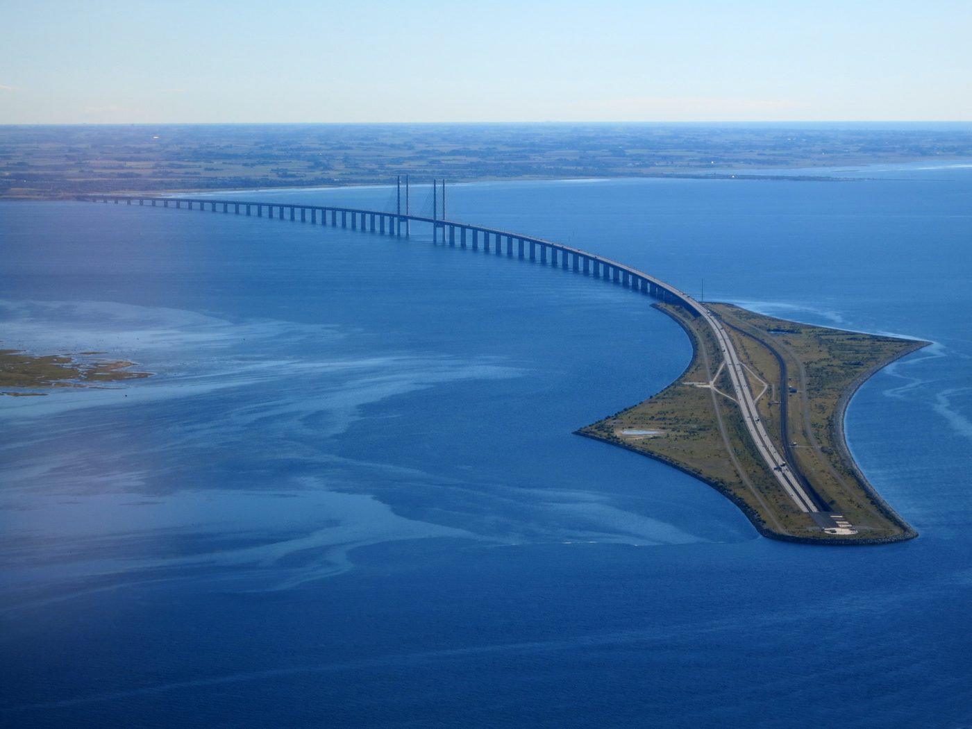 Oresund Crossing and Malmo Highlights