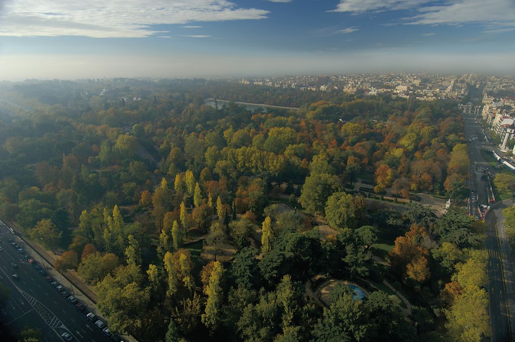 Retiro Park and Literary Quarter Walk